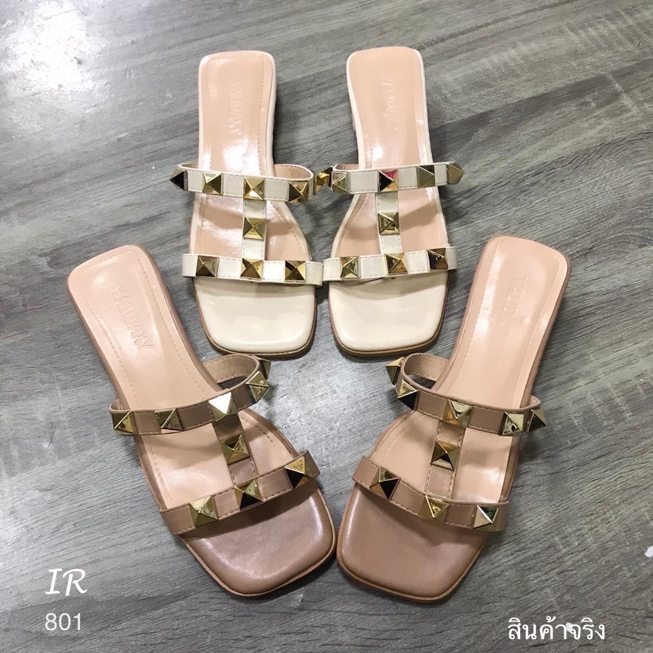 รีพีทแบบขายดีมากจริงๆ!!! พร้อมส่ง นำเข้า แตะ Valentino งานหมุด สวยมากกใส่สวยค้า งานหมุดทองตอกอย่างดี ส้น1 นิ้ว ใส่แล้วลุคดูแพงมากๆนะคะ
