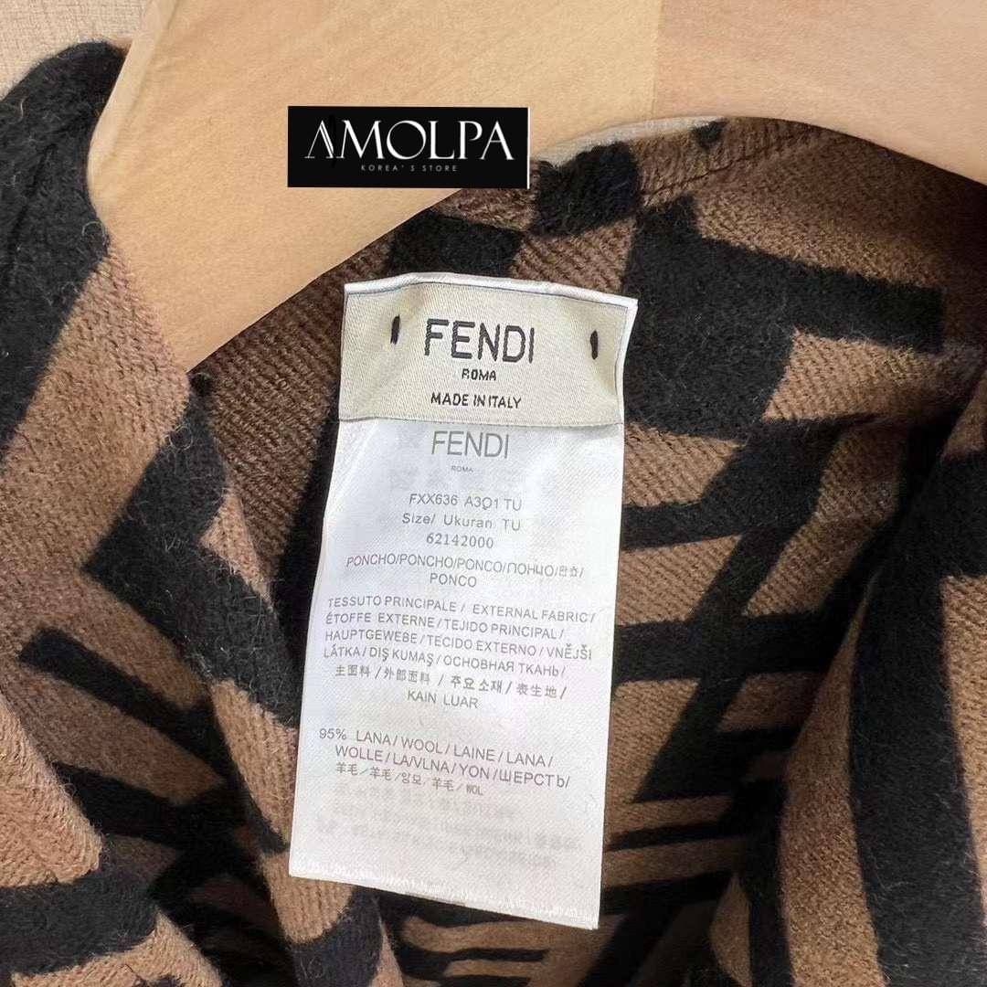 มาต่อที่ ACCESSORIES ผ้าพันคอ FENDI ผ้าหนานุ่มแน่นๆ เนื้องานละเอียด เกรดพรีเมียม ค่า ห้ามพลาดเลยน๊า