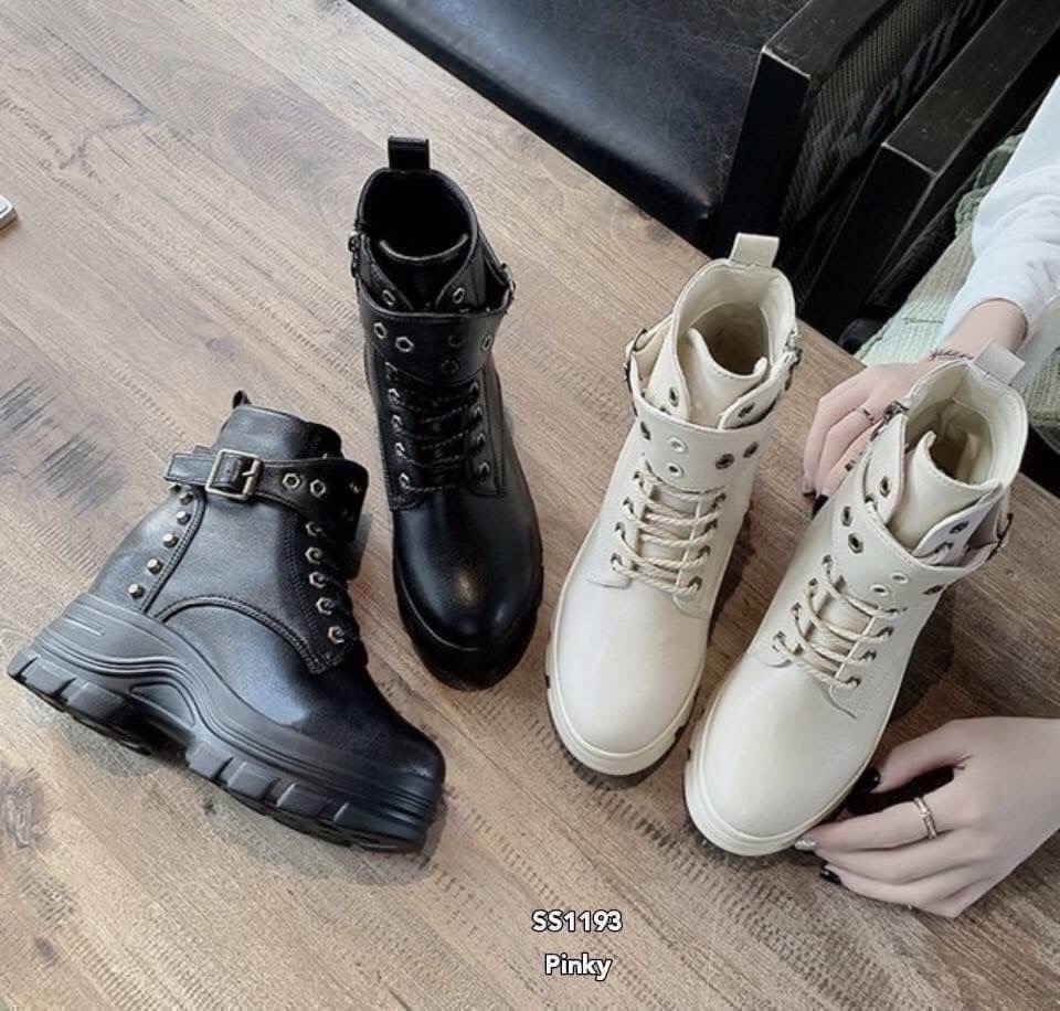 บู้ทผ้าใบเสริมส้น ss1193 งานนำเข้าสุดเท่ห์ ชิคมาก สาวๆใส่แล้วดูเก๋ เท่ห์ ดูดีสุดๆ หนัง pu พื้นนิ่ม อะไหล่ไฮเอนตั้งแต่เชือกผูก หมุดทองไม่มีหลุด งานดี ประณีตทุกจุด