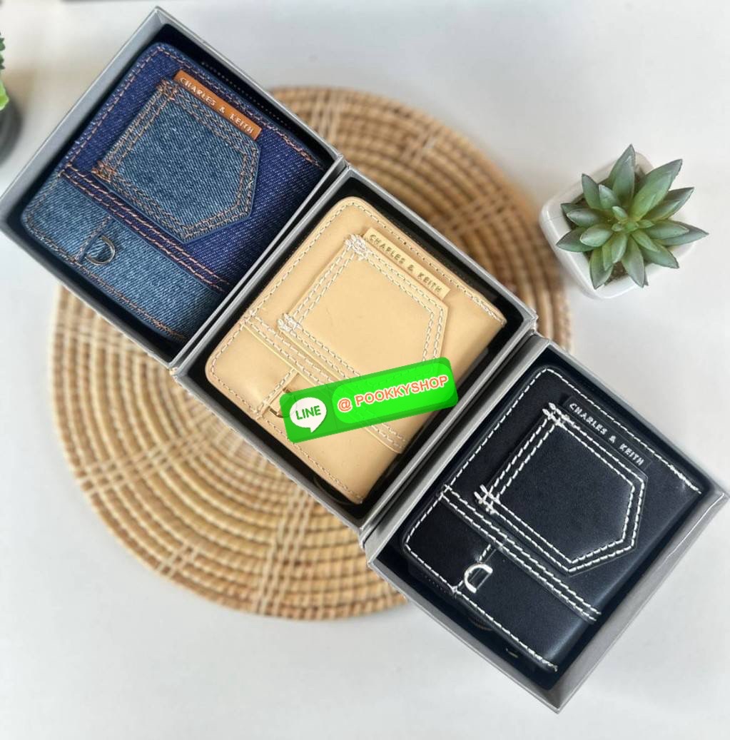 Charles&Keith แท้ Outlet ส่งฟรี กระเป๋าสตางค์ใบสั้น