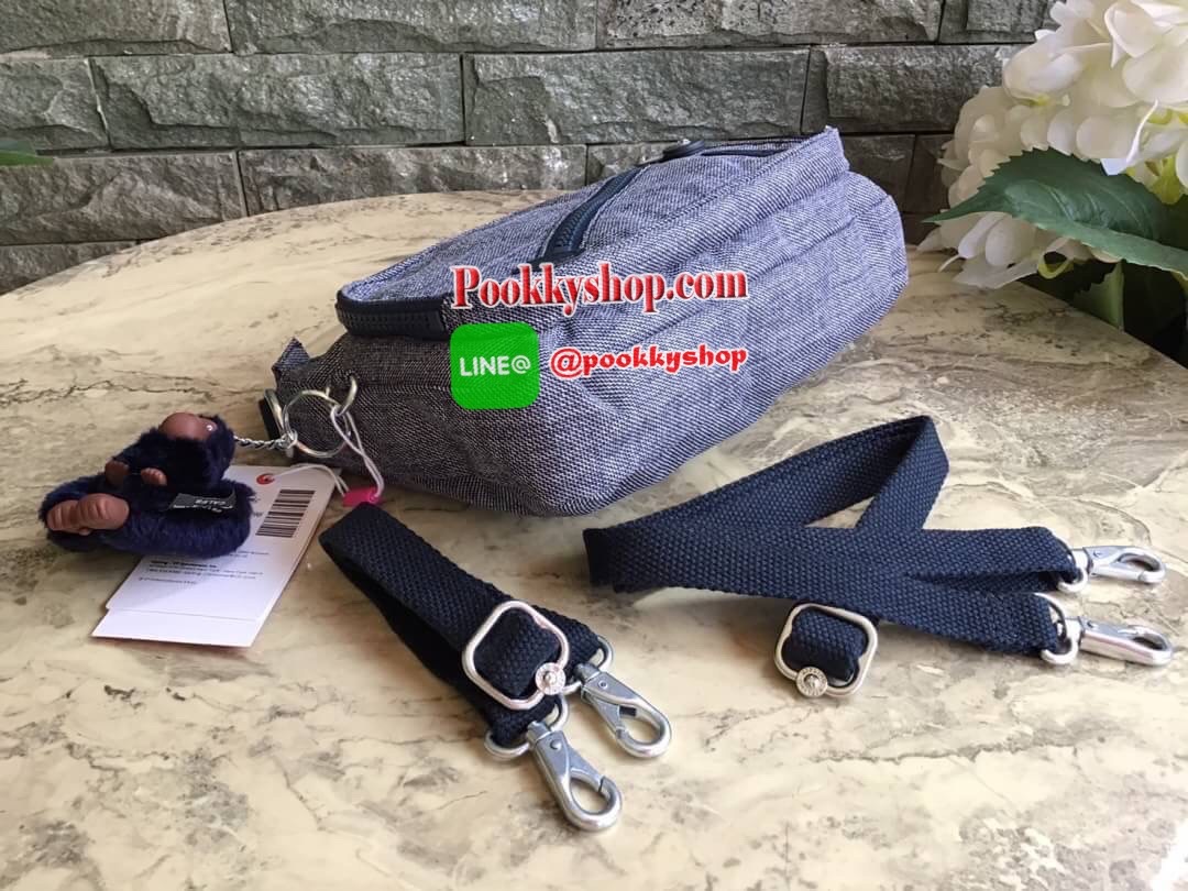 Kipling milos crossbody bag (K13696) กระเป๋าสะพายข้าง crossbody ขนาดกำลังดี มี 2 สาย สายสะพายสั้น ถือเป็นทรงพอรช์(pochette)ถอดเปลี่ยนสลับกับสายยาวได้ มีช่องซิปใช้งาน3ช่อง 2ช่องใหญ่ภายในมีเล็กแยกเป็นสัดส่วน ใส่มินิไอแพค กระเป๋าสตางค์ยาวได้ ด้านหน้ามีช่องซิ