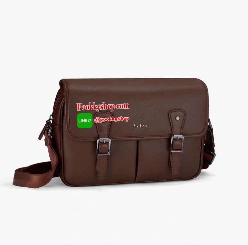 NEW ARRIVAL! PEDRO SAFFIANO MESSENGER BAG รุ่นใหม่ชนช็อปจาก Pedro แบรนด์ดังการันตรีคุณภาพด้วยเครือ Charles&Keith วัสดุหนัง Saffiano สวยหรูอยู่ทรงแข็งแรงไม่ย้วยเปิดปิดด้วยฝาปิดกระดุมแม่เหล็กพร้อมซิปด้านในสะดวกใช้ ด้านหน้าและด้านหลังยังมีช่องใส่ของ ขนาดกำลั