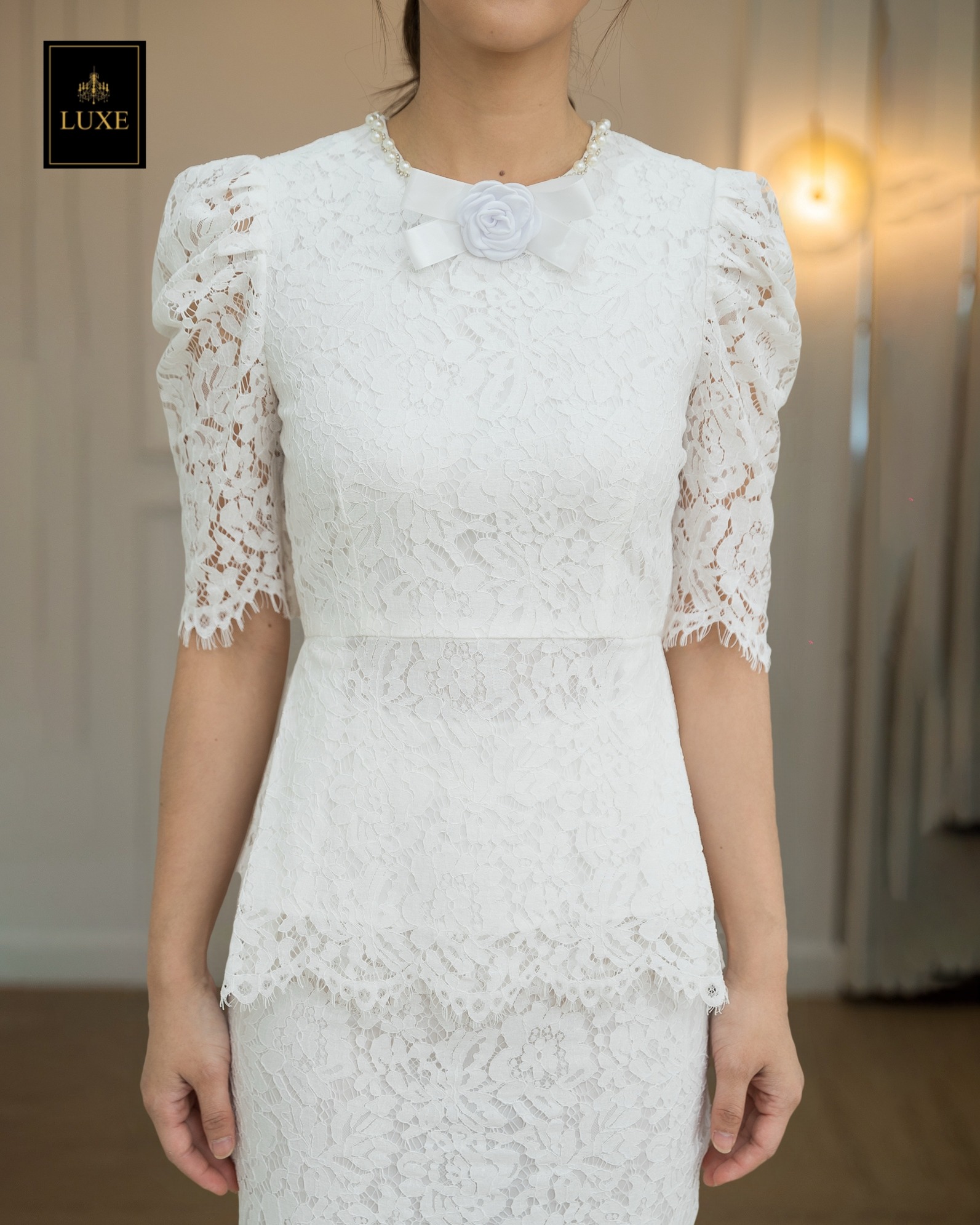 ชุดเซทแฟชั่น เซ็ทเสื้อคอกลมแขนสั้น+กระโปรงทรงสอบ