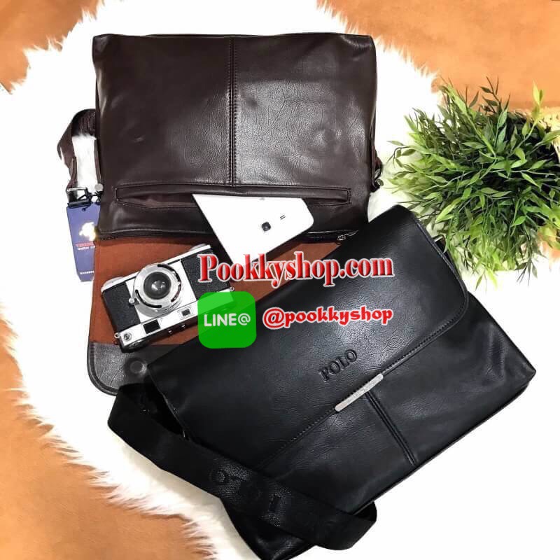 ReStock! ใครที่พลาดรอบที่แล้ว รอบนี้ห้ามพลาดนะคะ! POLO MEN CROSSBODY BAG กระเป๋าสะพาย Limited Edition หนังนิ่มเรียบด้านในเป็นหนังกลับเปิดปิดด้วยฝาปิดแม่เหล็กซ่อนด้านในพร้อมซิปสะดวกใช้ ด้านหน้าปั้มโลโก้ ด้านหลังมีช่องซิป ขนาดกำลังดี น้ำหนักเบา ใส่เอกสาร A4