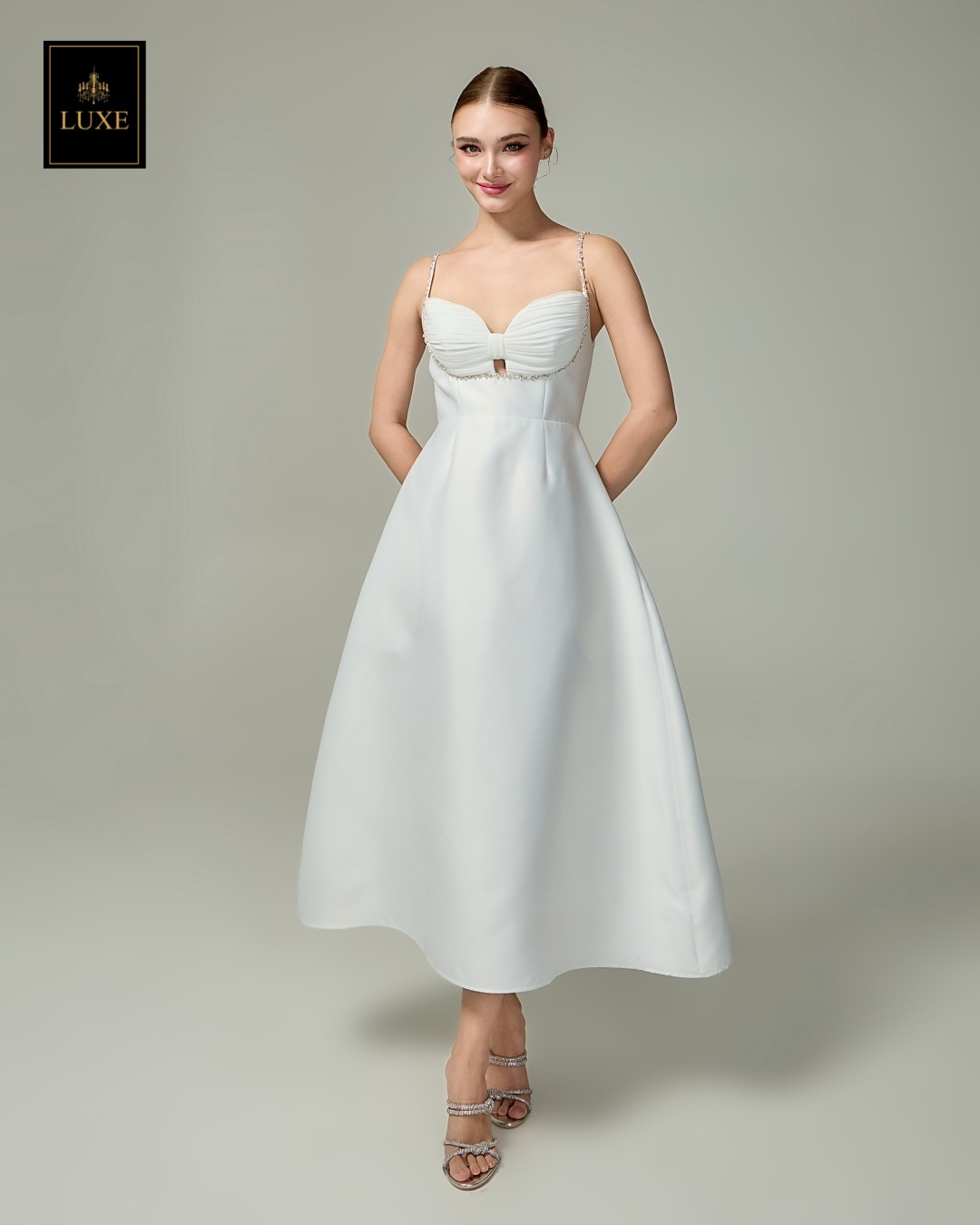 เดรสแฟชั่น เดรสเสื้อสายเดี่ยว กระโปรงทรงเอ