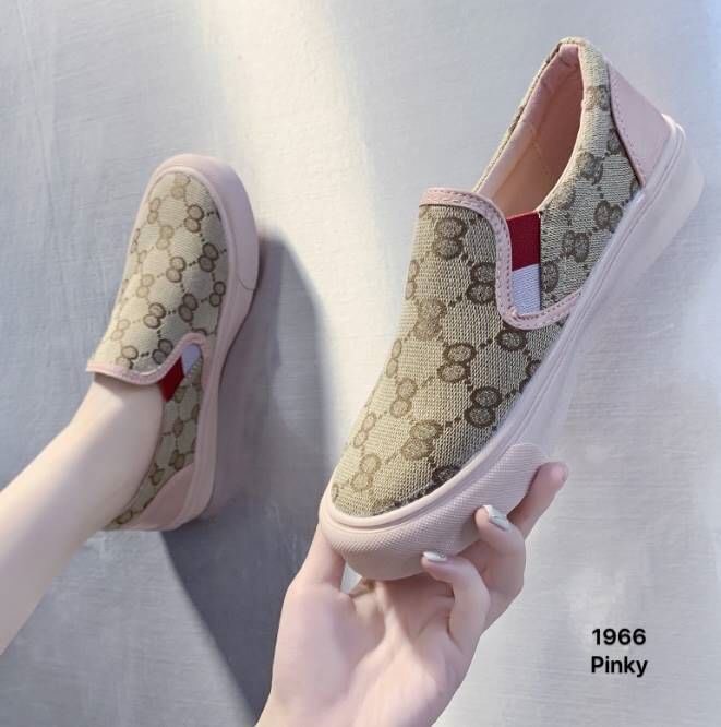 พร้อมส่ง 1966 รีพีทรอบ 2 รองเท้าผ้าใบเพื่อสุขภาพ 1966 งานนำเข้าเกรดดีที่สุด พื้นนิ่มทำมาเพื่อสุขภาพ ใส่สบายเท้า แล้วยังเก๋กว่าใคร ดีไซส์ดูเด่นมากค่ะ