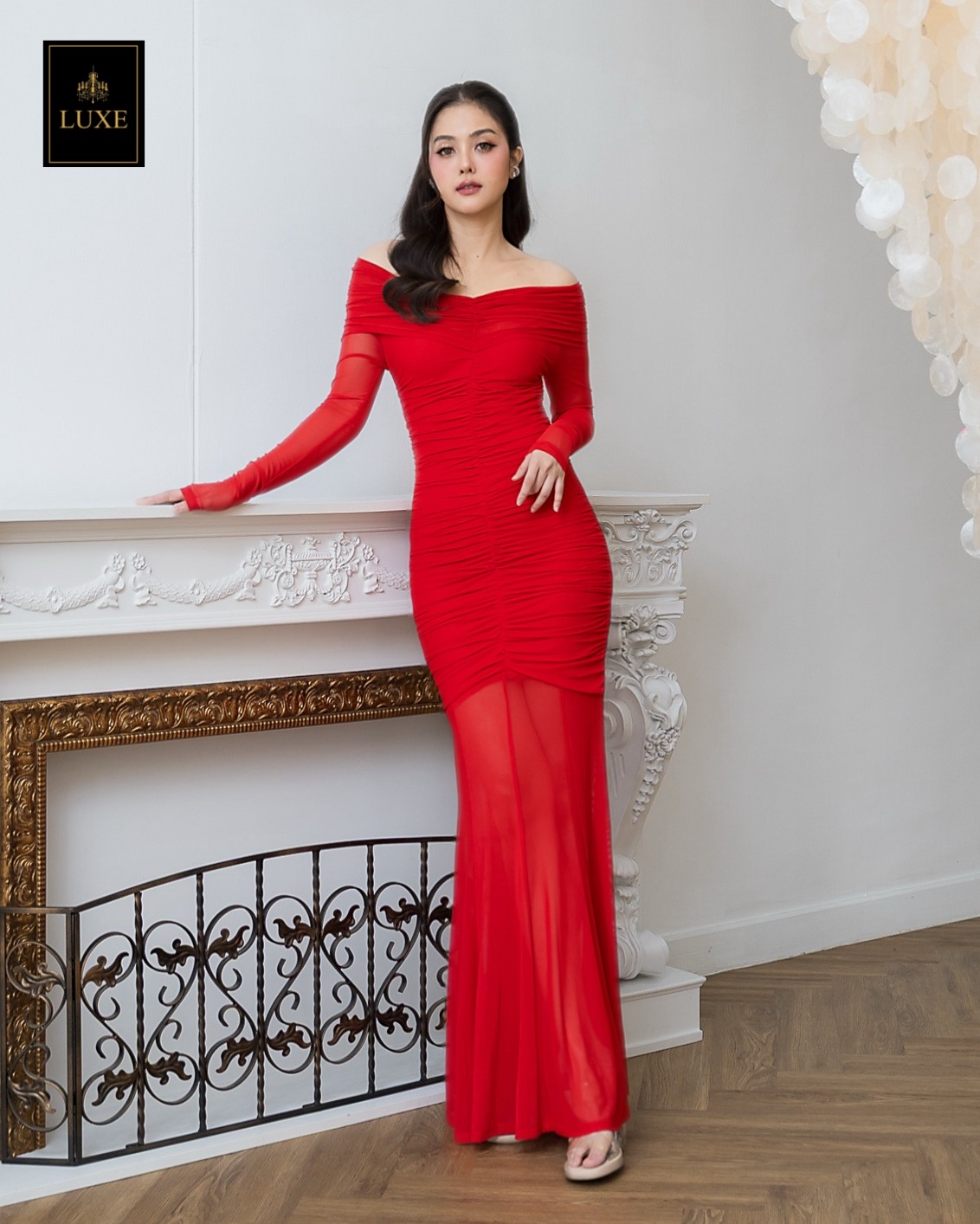 เดรสแฟชั่น แม็กซี่เดรส เสื้อแขนยาวเปิดไหล่ ดีเทลจับเดรป