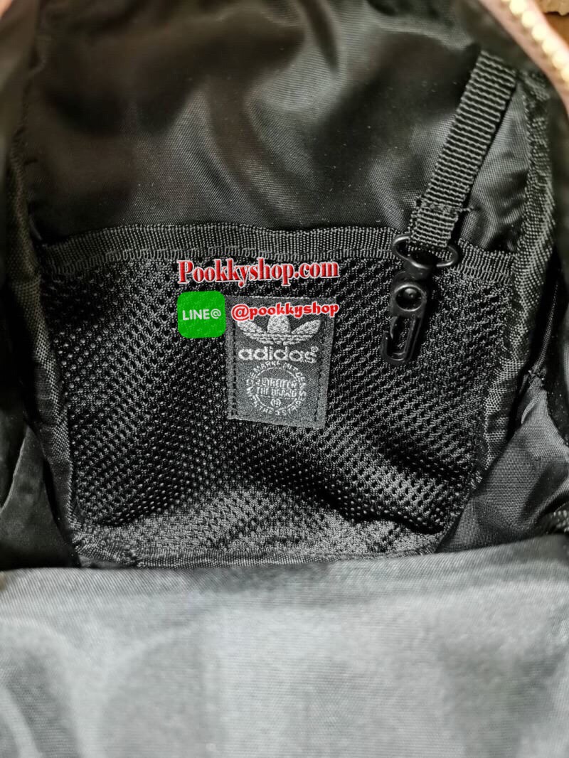 Don’t Miss! NEW ARRIVAL! ADIDAS MINI BACKPACK กระเป๋าเป้สไตล์ Sport ขนาดมินิ กำลังน่ารัก น้ำหนักเบา หนังสวยอยู่ทรงด้านหน้ามีโล้โก้และช่องซิป เปิดปิดด้วยซิปสะดวกใช้ หัวซิปแบรนด์ ภายในมีโลโก้และช่องใส่ของ มีหูจับถนัดมือ สายสะพายเลื่อนปรับระดับได้ ไอเท็มใหม่