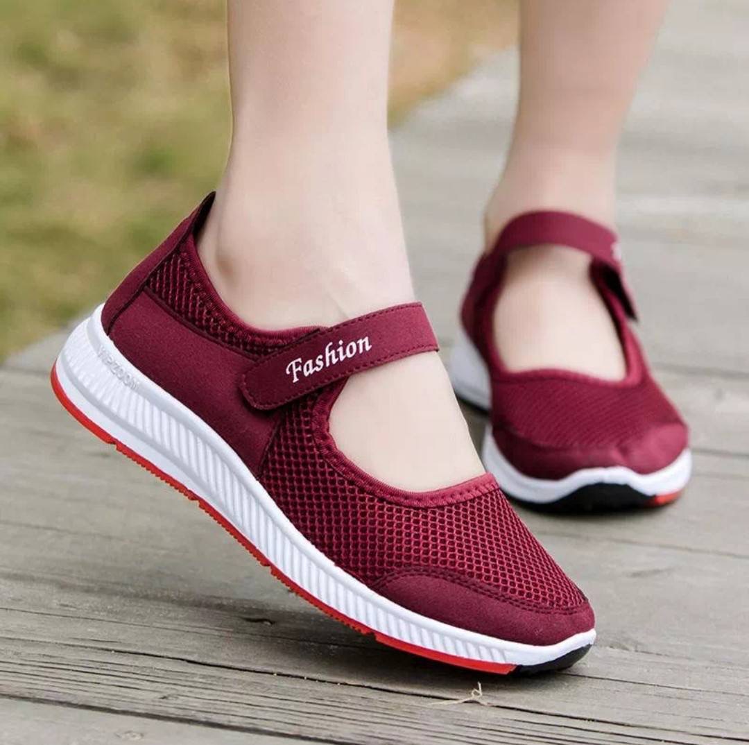 งานตาข่ายเพื่อสุขภาพในตำนาน พร้อมส่งเลยค่ะ 👟รองเท้าเพื่อสุขภาพเท้า ช่วยลดแรงกระแทก ช่วยป้องกันกระดูกส้นเท้าคดงอ พื้นนุ่ม กันลื่น น้ำหนักเบา ระบายอากาศได้ดี สามารถใส่เล่นกีฬา ใส่วิ่ง ใส่เดิน หรือใส่เที่ยวได้ ด้วยดีไซน์ทรงแฟชั่นทันสมัย ใส่ได้ทั้งวัย