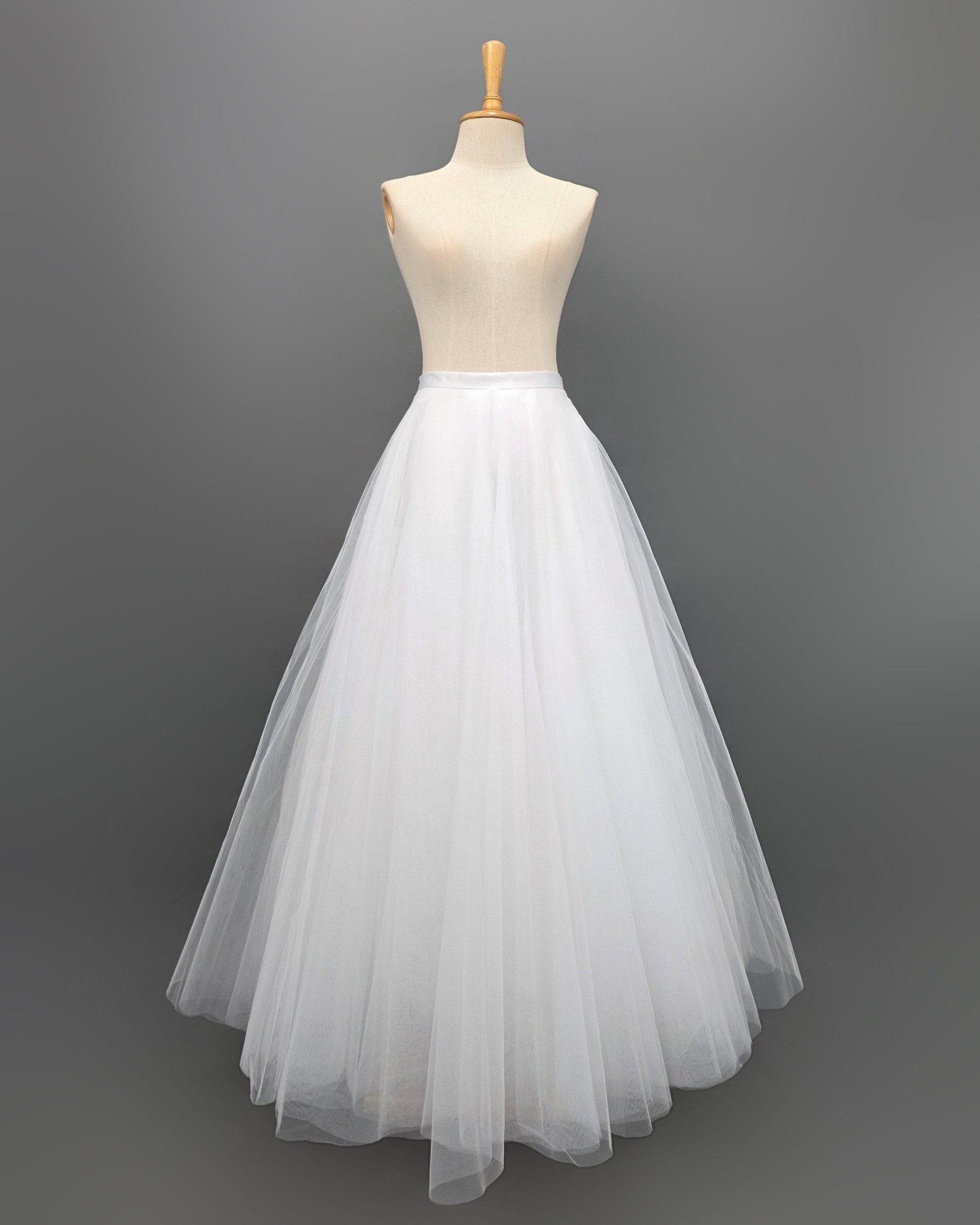 กระโปรงแฟชั่น กระโปรงบานทรงวงกลม ด้านในมีโครงช่วยให้กระโปรงบานสวย