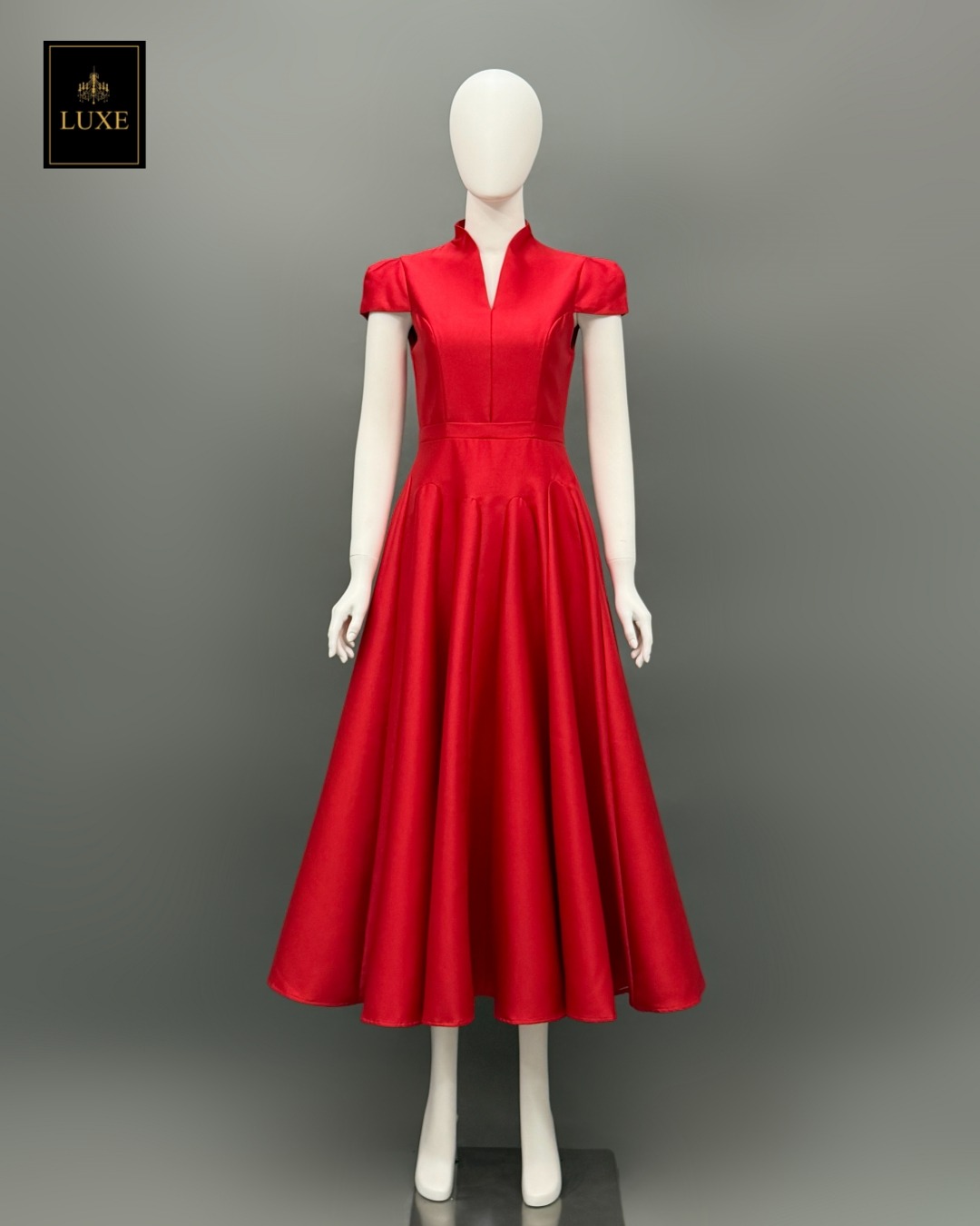 เดรสแฟชั่น เดรสเสื้อคอตั้ง แขนสั้น กระโปรงบาน