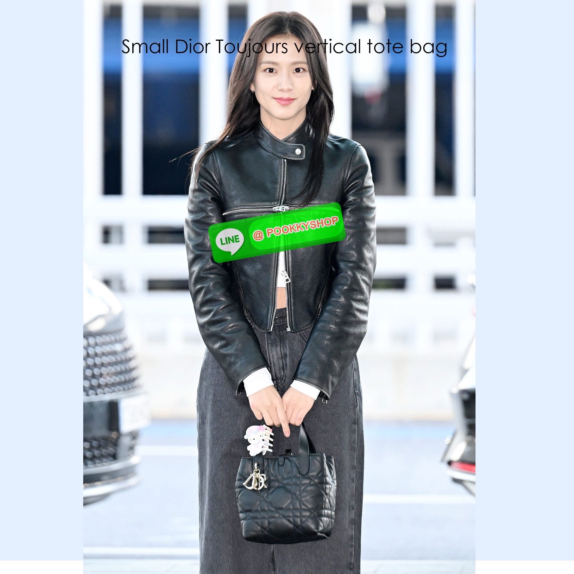 Dior Small Dior Toujours vertical tote bag 18cm กระเป๋าสะพายทรงบัคเก็ตไซส์ใหม่กะทัดรัด คลาสสิคหนังสวยหรูหราเกินราคา ดีไซน์นุ่มนวลทันสมัย ภายในโล่งกว้าง อัฟลุคปังได้ไม่ยากเลยสำหรับใบนี้ เป็นไอเท็มที่ควรมีไว้ติดบ้านอีกใบเลยน้า