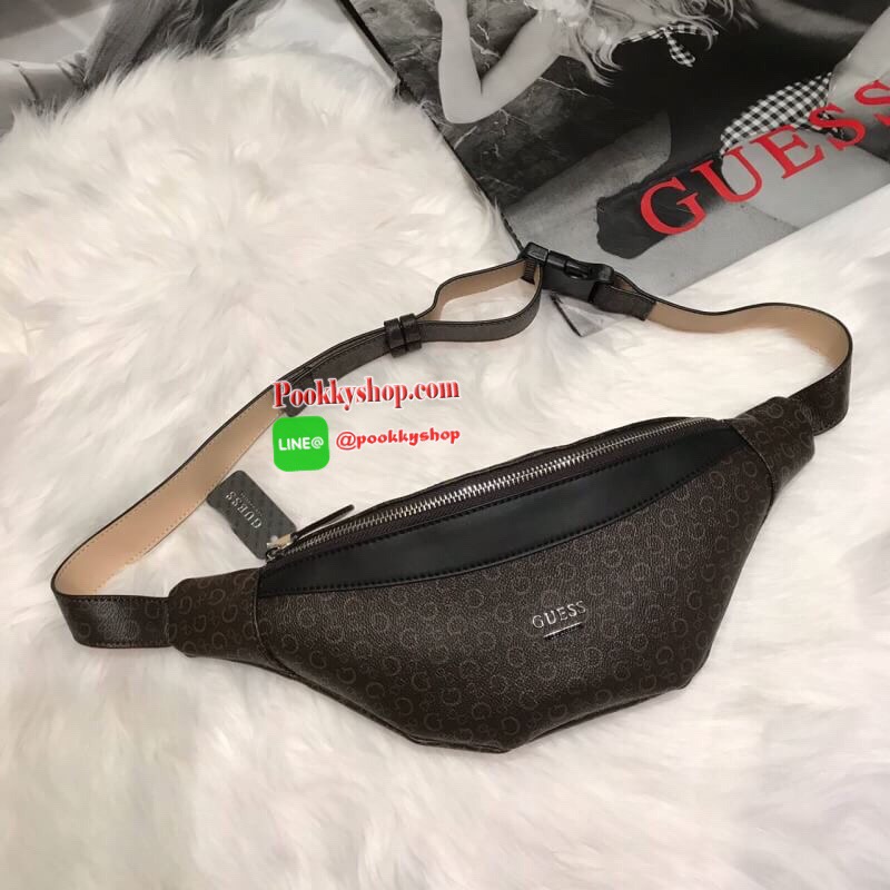 GUESS DIEM LOGO BELT BAG กระเป๋าคาดอกรุ่นยอดนิยม จาก GUESS FACTORY วัสดุ Saffiano PVC คุณภาพดี นิ่ม น้ำหนักเบา ด้านหน้าประดับด้วยโลโก้แบรนด์สุดหรู เปิดปิดกระเป๋าด้วยซิปสะดวกใช้ ด้านในโล่งกว้างมีช่องซิปสำหรับใส่ของ สามารถใส่iphoneได้ทุกรุ่น ซับในลายแบรนด์