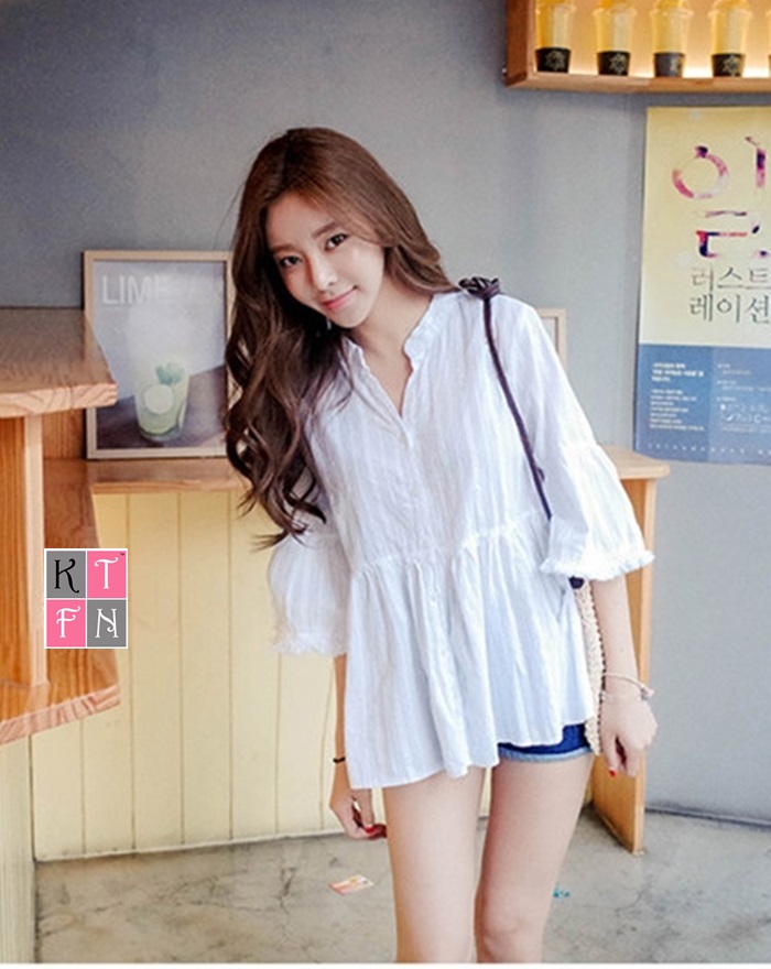 เสื้อแฟชั่นผ้าฝ้าย ปักลวดลายลูกไม้ แขนระบาย สีขาว