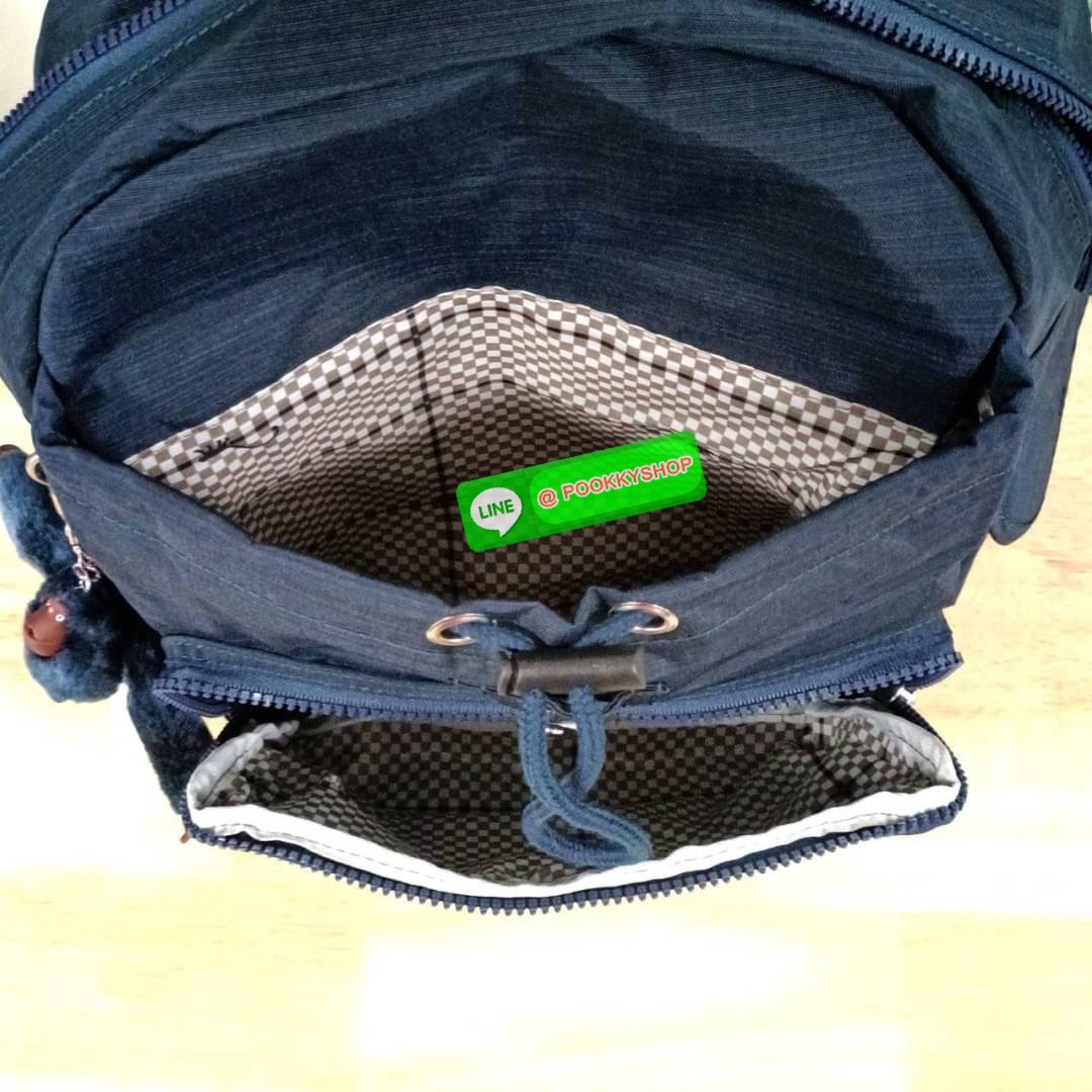 Kipling City Pack Medium Backpack กระเป๋าเป้ Kipling ขนาดกลาง วัสดุ Polyester 100% มีหูหิ้วด้านบน -ด้านหลัง มีซิปหลัง 1ช่องลึก -ด้านข้างมีช่องใส่ของเล็กน้อยทั้ง 2 ด้าน เปิด-ปิด ด้วยกระดุมแม่เหล็ก -ด้านหน้ามีช่องซิปใส่ของแยก 1 ช่อง และ ช่องปรับขนาดด้วยสายล