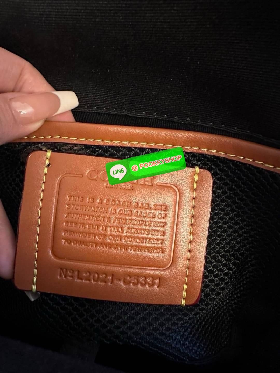 Coach C5331 Signature Gotham Pack กระเป๋า Sling Bag หนังเรียบหรู ใส่ได้ทุกวัน เท่แต่สุภาพในใบเดียว