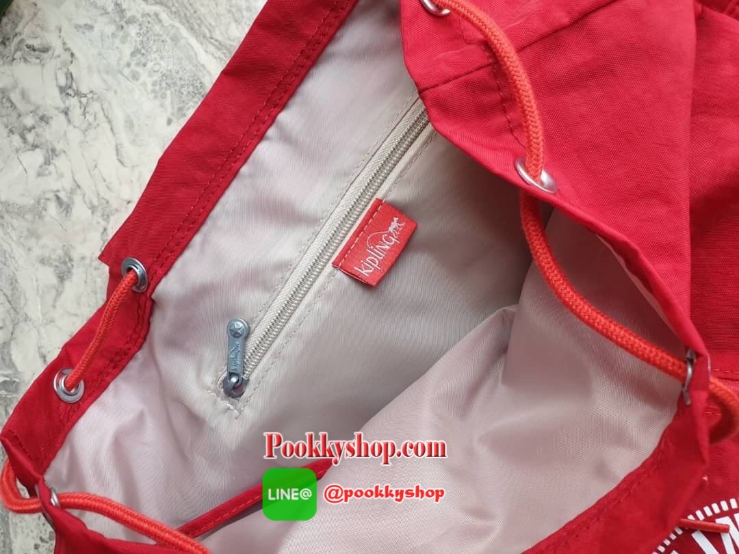 New Arrival Mochila Kipling Fundamental Active Tan Bl-Unico รุ่น K01374 Update แฟชั่นอย่างไม่สิ้นสุดด้วยกระเป๋าสะพาย จากแบรนด์ KIPLING มาพร้อมกับดีไซน์เก๋ สวยงาม โดเด่นเป็นเอกลักษณ์เฉพาะตัว ขนาดกำลังดี ผลิตจากวัสดุ Polyamide คุณภาพดี กันน้ำ แข็งแรง ทนทานต