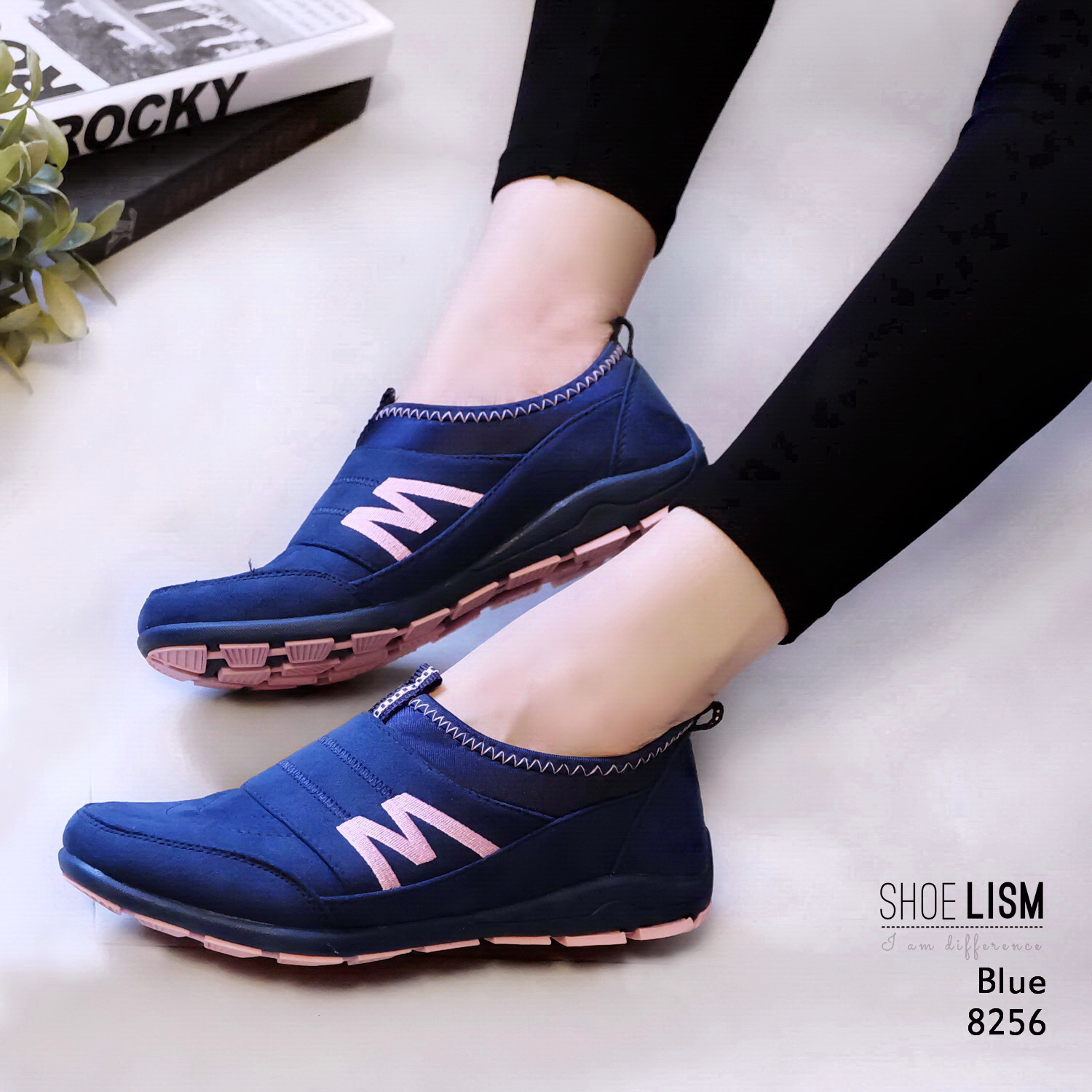 มาล้าวว รองเท้าผ้าใบยางยืด ลายเอ็ม ผ้าใบไร้เชือก ที่ขายที่สุด น่ารักลงตัว ใส่ง่ายสบายเท้า กระชับ ใส่เดิน วิ่ง ปั่นจักรยาน ใส่เที่ยวได้หมด พื้นถอดซักได้ค่ะ