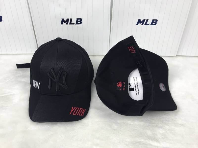 หมวก NY พร้อมส่งทุกแบบค่ะ ส่งฟรี ems จ้า