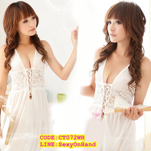 ชุดนอน เซ็กซี่ ชุดนอน ซีทรู คล้องคอ แต่งช่วง อก ด้วยผ้าลูกไม้ขาวและร้อยเชือกริบบิ้น เก๋ๆ โชว์ร่องอก เพิ่มความเย้ายวน และเซ็กซี่ มากมายคะ +จีสตริง เข้าชุด