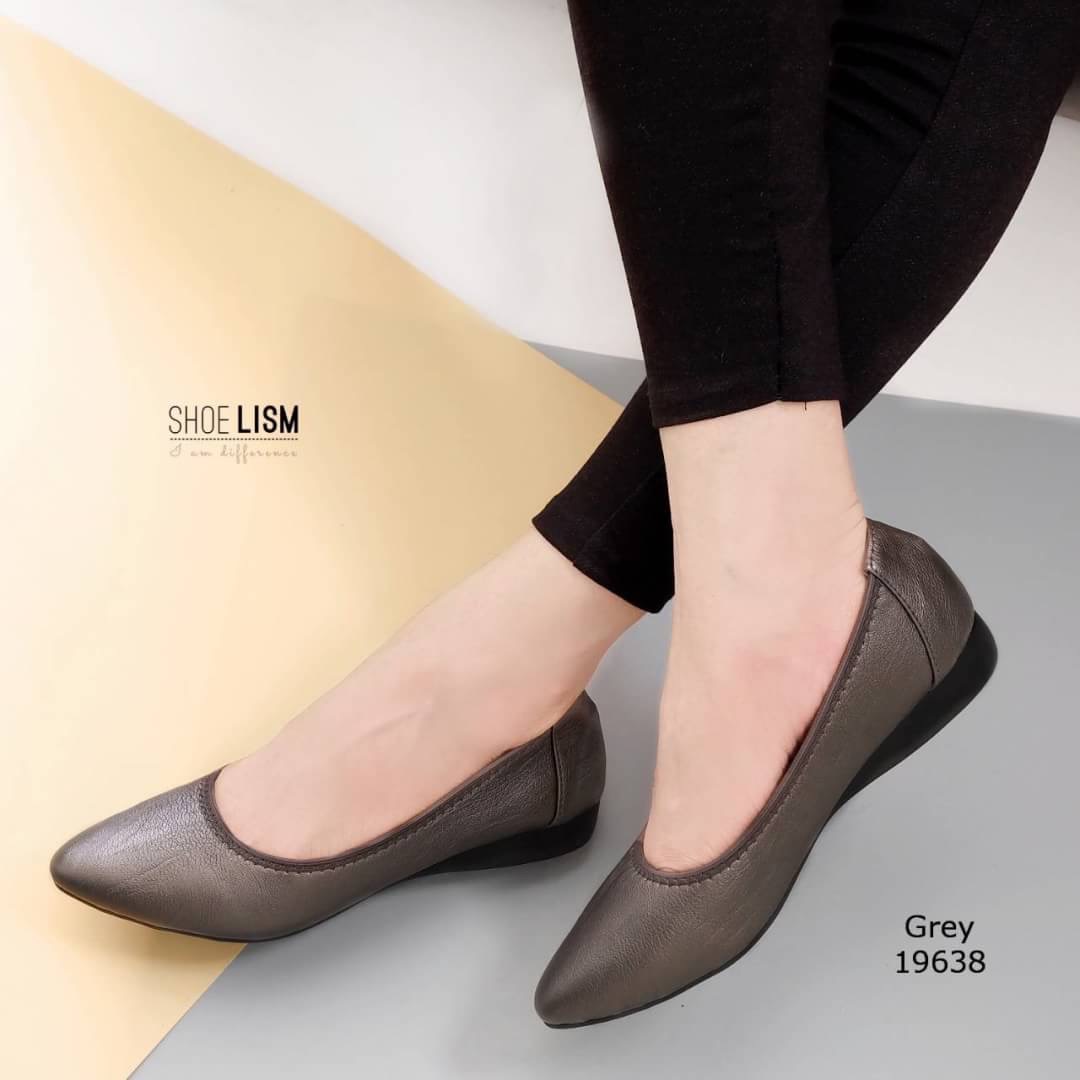 โอ้ยๆๆงานสวย เรียบหรูต้องของมันต้องมี รองเท้าคัชชูหน้าเรียว พิเศษไซส์35 ใส่ทำงาน ก็มี สไตล์เก๋ที่ไม่ทิ้งงานสุภาพ สวมใส่ง่าย ใส่เดินสบายเท้า สาวๆๆควรทีติดตู้กันนร้าาคร้า!!