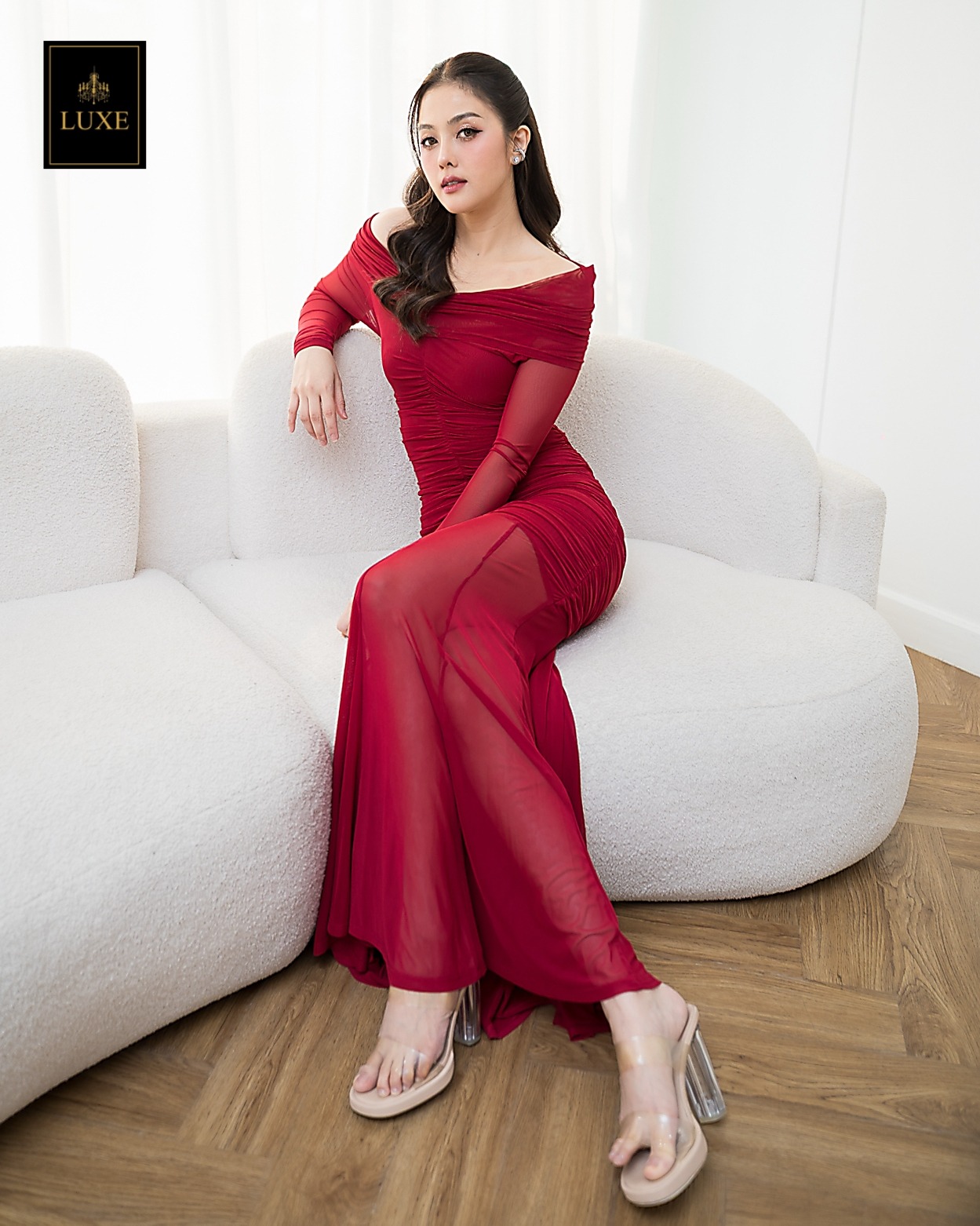 เดรสแฟชั่น แม็กซี่เดรส เสื้อแขนยาวเปิดไหล่ ดีเทลจับเดรป