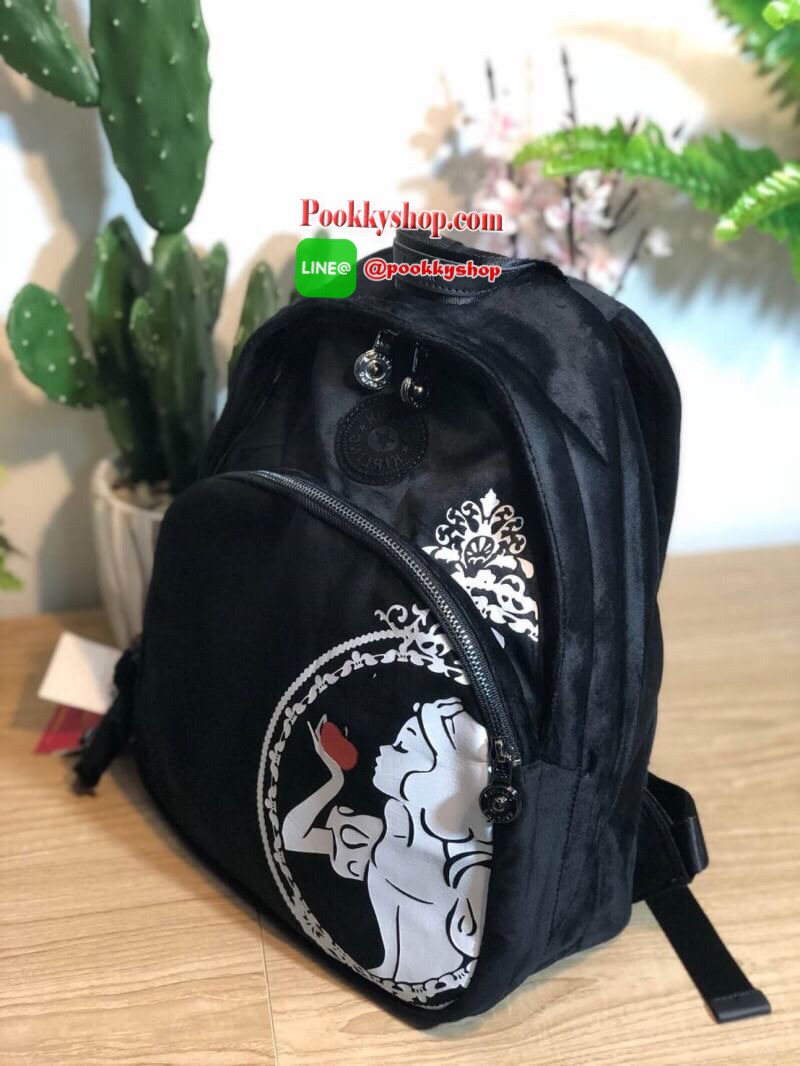 Kipling Disney's Backpack collection สุดน่ารักจากแบรนด์ kipling ขนาดกำลังน่ารักพอเหมาะสำหรับใส่ของระหว่างวัน และช่องจัดเก็บอีกหลากหลายรูปแบบ ดีไซน์สวยนับเป็นอีกหนึ่งกระเป๋าเป้ที่พร้อมให้คุณได้สะพายออกไปข้างนอกได้ทุกวันอย่างมั่นใจ เพราะแมทช์เข้ากับทุก