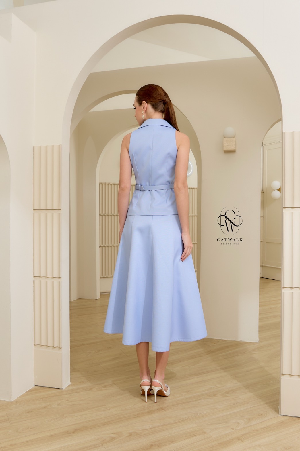 ชุดเซทแฟชั่น เซตสูทแขนกุดเข็มขัด+กระโปรงทรงย้วย เนื้อผ้าเกรดเอ ผ้าทอมีลายในตัว