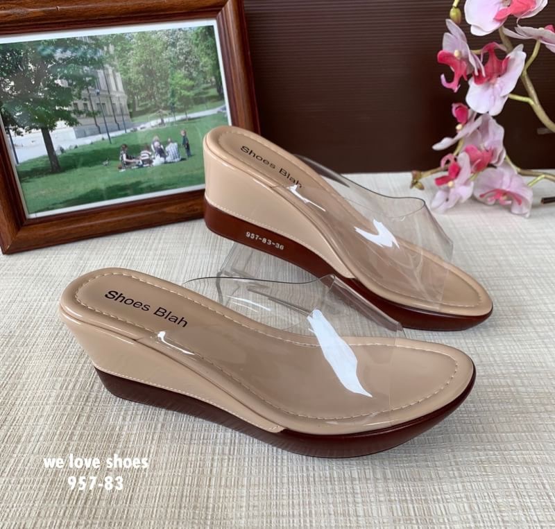 พร้อมส่ง รองเท้าส้นเตารีด พลาสติคใสนิ่ม ใส่สบายไม่บาดเท้า แบบขายดี น้ำหนักเบา สูง 2.5 นิ้ว