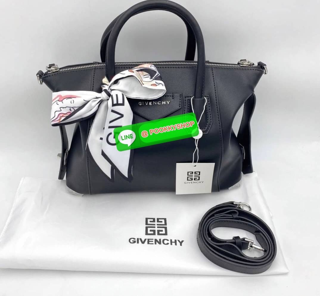 Givenchy Antigona small bag calf leather matte finish two rounded top handles gold-tone logo lettering adjustable detachable shoulder strap tonal stitching top zip fastening silver-tone hardware