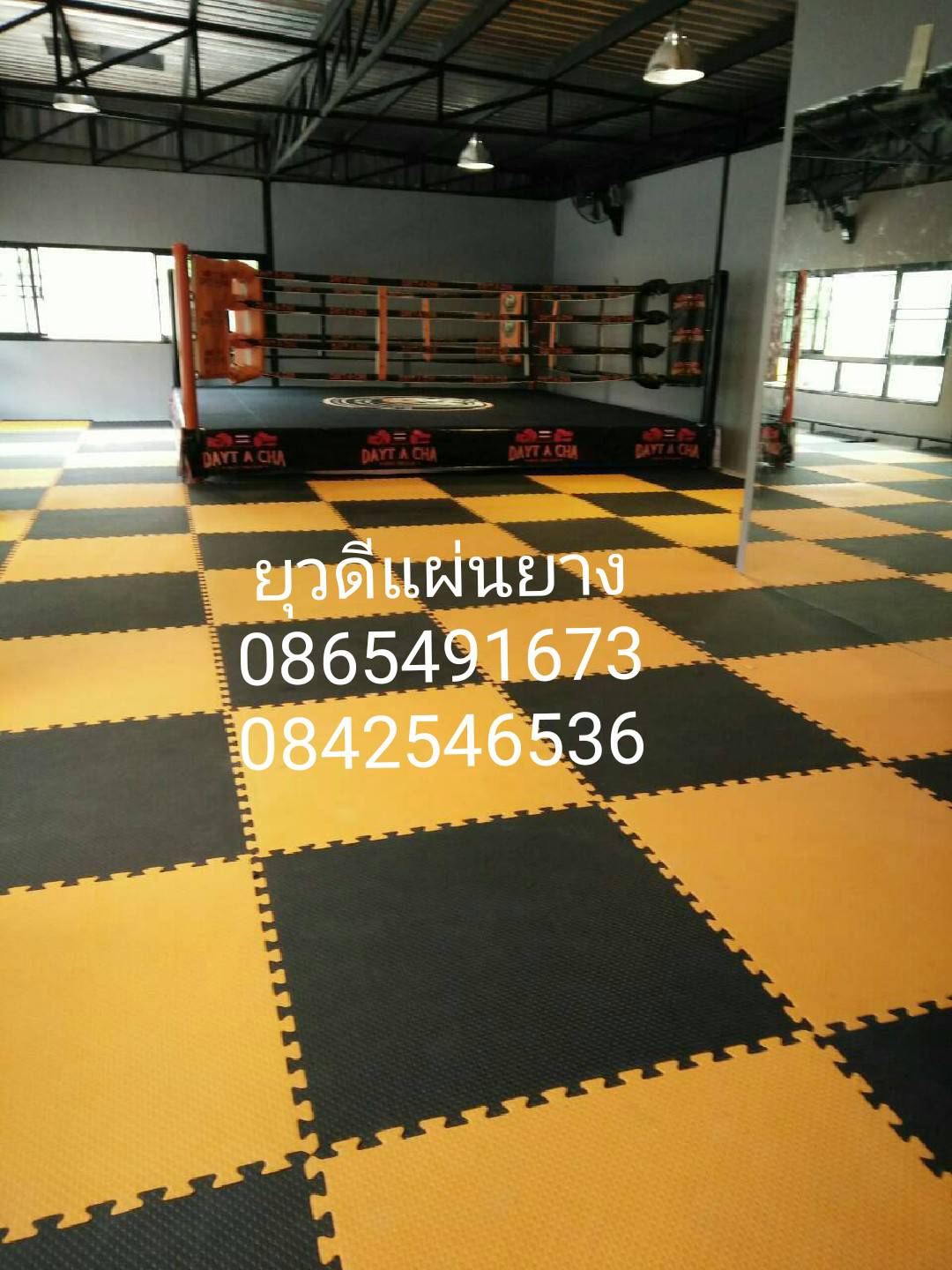 แผ่นยางปูพื้น แบบจิ๊กซอ ขนาด 1 x 1 เมตร หนา 20 มม.