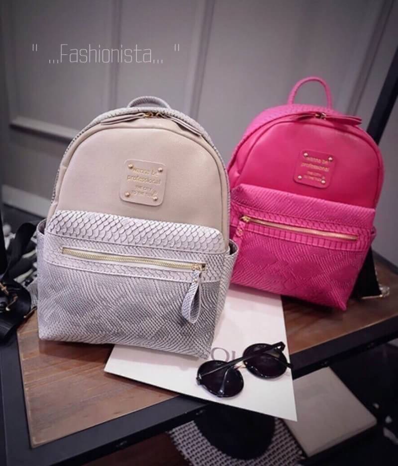 รุ่นนี้ถามกันมาเยอะ จัดมาเพิ่มให้อีกรอบ งานลายนูน 3มิติ ไม่ใช่สกรีนลาย พร้อมส่งครบสีเลยค่ะ!! HOT ITEM KOREA BACKPACK พร้อมส่งจ้าา แบบขายดี คุณภาพเริ่ด กระเป๋าเป้แบ็คหนัง pu เน้นจุดเด่นที่ตัวหนังที่ผสมผสานเนื้อแมทสีพื้นตัดต่อหนังลายงูนูนมีมิติสวยลงตัวมาก ว