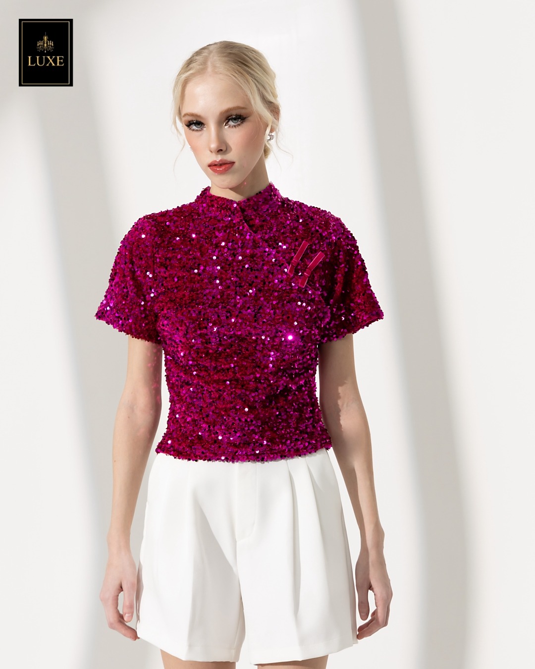 เสื้อแฟชั่น เสื้อกี่เพ้าแขนสั้น ผ้ากำมะหยี่ปักเลื่อมวิบวับ เนื้อนุ่มยืดหยุ่น มีซับในเต็มตัว