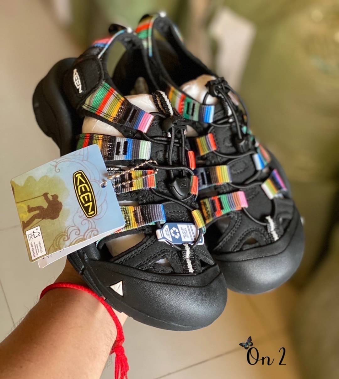 Keen shoes ของต้องมี รองเท้า KEEN NEWPORT RETRO ที่ฮิตมากก คู่ลุยต้องยกให้เค้าเลยค่ะ สายลุย สายเที่ยว บอกเลยว่าคู่นี้เอาอยู่ แต่งตัวง่าย ใช้งานได้ทุกโอกาสเลย งานใส่สลับแท้