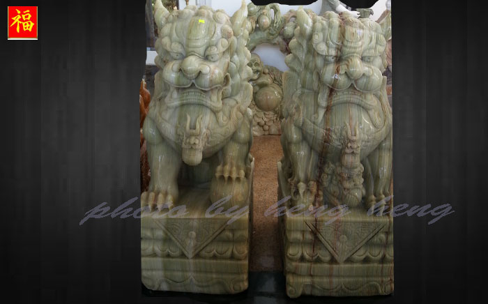 สิงโตหินอ่อนแกะสลัก สูง120เซนติเมตร สีเขียว