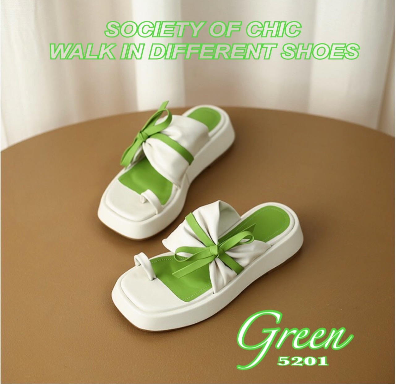 งานนำเข้า พร้อมส่ง‼️ เรื่องความสวยใส่สบายยืนหนึ่ง ตอบโจทย์ งานสุขภาพ ที่ไม่ป้า!! พกความแฟชั่น แบบไม่ตกเทรนด์ พื้นนวมนิ่ม match กับเสื้อผ้าได้ทุกสไตล์ สวยหรูดูแพงแต่ราคาเบา ตำก่อน ฟาด ก่อนสวยก่อนจ้า