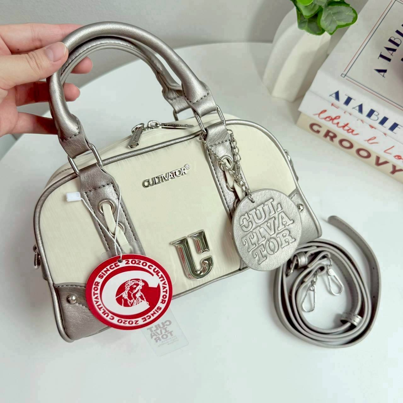 กระเป๋า Cultivator แบรนด์ใหม่ มาแรง ฮิตสุดในเมกา สายเกา สไตล์ y2k