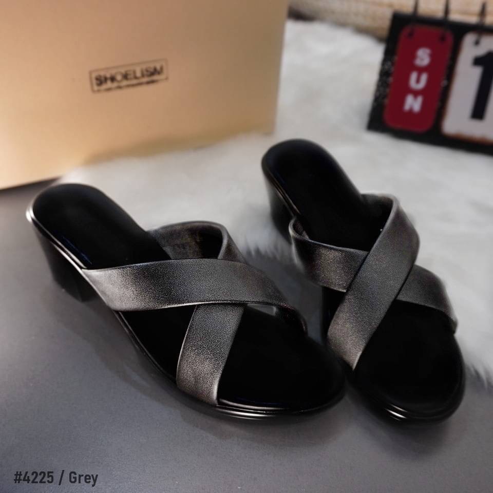 งานดี!! งานสวยสุดคลาสสิค แมกซี่2 สายไขว้หน้าเก็บหน้าเท้าเรียวสวย ไม่อยากพลาดรีบทักมาเลยจ้า