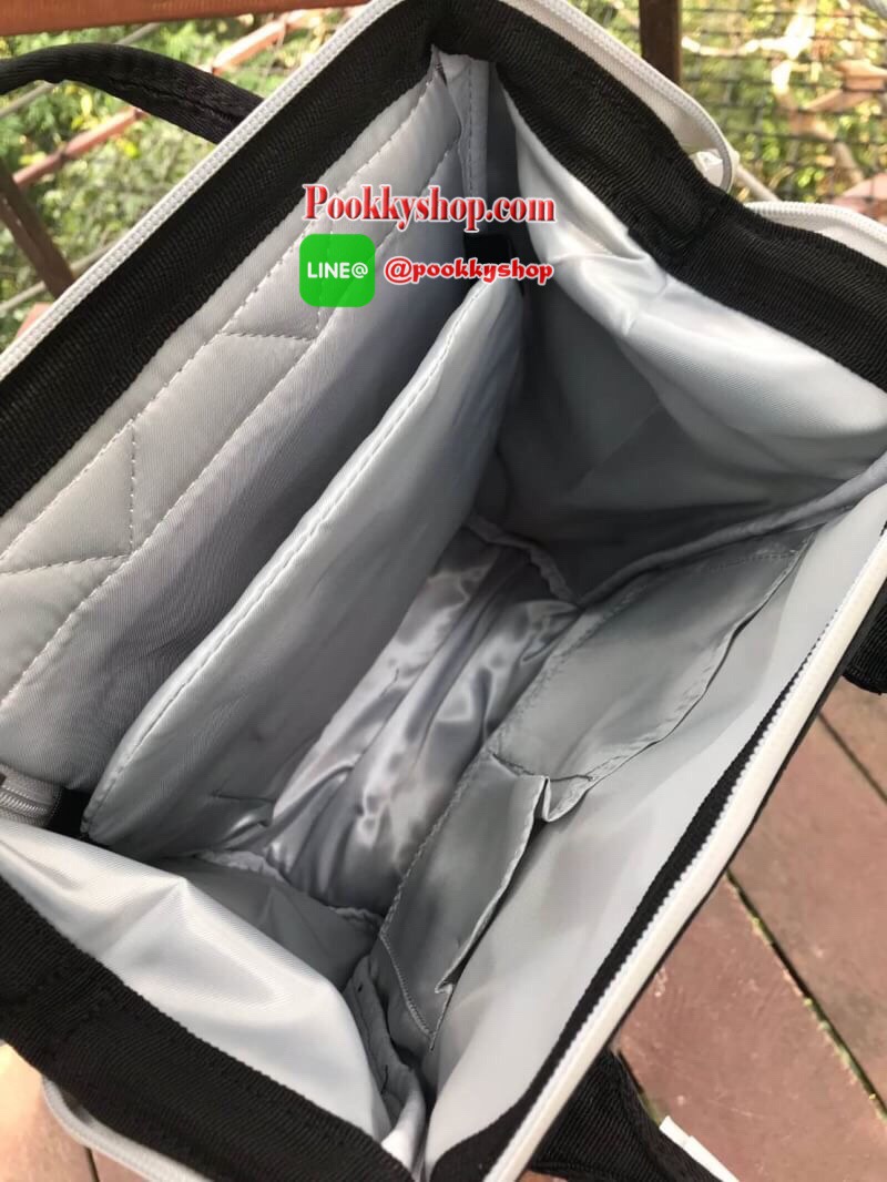 Anello Repellency Mini Backpack รุ่นใหม่ชนช้อป!!! กระเป๋าเป้สะพาย ขนาด มินิ วัสดุNylon & Polyester หนา ตัวซิปทุกจุดปิดด้วยpvc กันน้ำซึมผ่าน ตัดสีทูโทนสีเทาให้กระเป๋าดูมีสีสัน ภายในมีช่องใส่แล็ปท้อป ด้านหลังบุหนา มีตัวล็อคคาดอก เหมาะกับทุกสภาพอากาศ สวยเท่ห
