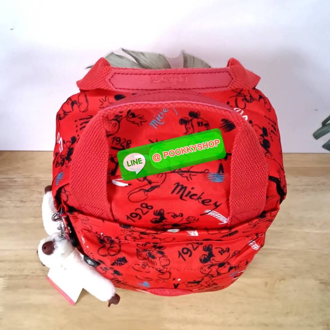 KIPLING 3 WAYS MINI BACKPACK ซับในลายตาราง กระเป๋าสะพาย 3 Ways รุ่นใหม่ วัสดุ Nylon & Polyester 100% หูหิ้วหนังปั๊มชื่อแบรนด์ สายสะพายยาวเลื่อนปรับได้ free size และ สามารถถอดได้ สามารถถือหรือสะพายได้ จะสะพายไหล่ สะพายเฉียง Crossbody หรือจะคล้องสายเป็นเป้ส