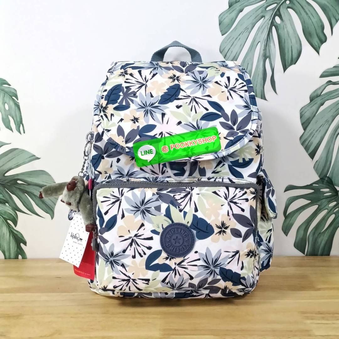 Kipling City Pack Medium Backpack กระเป๋าเป้ Kipling ขนาดกลาง วัสดุ Polyester 100% มีหูหิ้วด้านบน -ด้านหลัง มีซิปหลัง 1ช่องลึก -ด้านข้างมีช่องใส่ของเล็กน้อยทั้ง 2 ด้าน เปิด-ปิด ด้วยกระดุมแม่เหล็ก -ด้านหน้ามีช่องซิปใส่ของแยก 1 ช่อง และ ช่องปรับขนาดด้วยสายล