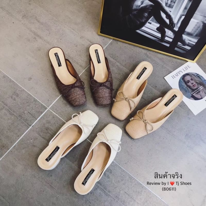 พร้อมส่ง รองเท้านำเข้าที่สวยเกร๋สุดๆ รุ่นนี้ใช้วัสดุเกรดพรีเมี่ยมคุณภาพดีมาก สวมใส่ง่าย เรียบเกร๋ดูดีมาก ใส่แล้วสวยเป๊ะ แถมใส่ได้ตลอดไม่มีเอ้าท์ ของจริงสวยมาก สวยตรงปกแน่นอน เพราะร้านถ่ายรูปจากสินค้าจริง เป็นรุ่นที่แนะนำ รีบสั่งด่วนๆเลยจร้า ช้าหมดอดเกร๋น่