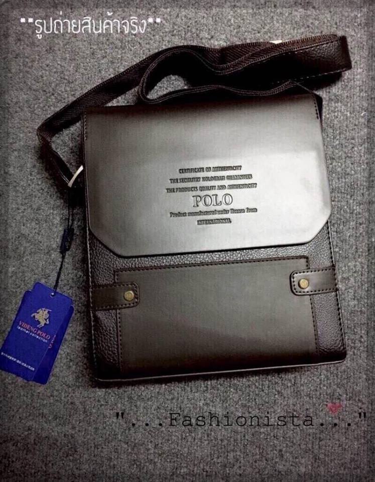 หมดล็อตนี้รอของยาวนะจ๊ะ สนใจรีบสั่งเลย งานคุณภาพพร้อมส่งค่ะ POLO FOR MEN กลับมาอีกครั้งตามคำเรียกร้อง !! ไอเทมหล่อๆของคุณผู้ชาย ใบนี้ต้องยกนิ้วให้เลยค่ะดูดีฝุดๆ กระเป๋าสะพายหนัง pu คัดเกรดคุณภาพคับคั่ง ออกแบบเน้นความเรียบหรูแบบเข้มๆดูมีรสนิยมมากๆ งานหนังข