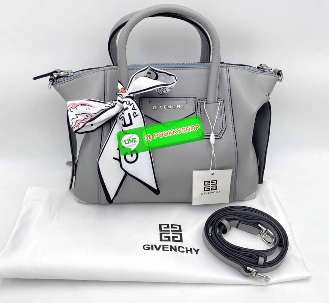 Givenchy Antigona small bag calf leather matte finish two rounded top handles gold-tone logo lettering adjustable detachable shoulder strap tonal stitching top zip fastening silver-tone hardware