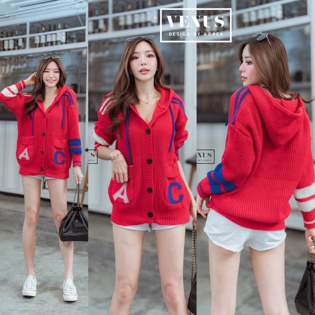 Restock 💙💙💙💙 I'm Lady By Venus เสื้อคลุมแขนยาวผ้าทอนุ่ม ด้านหลังแต่งฮูดอย่างดี งานถักสวยมากๆนะคะ สามารถใส่เป็นเสื้อคลุม หรือ เป็นเสื้อเดี่ยวๆก็น่ารักคะ