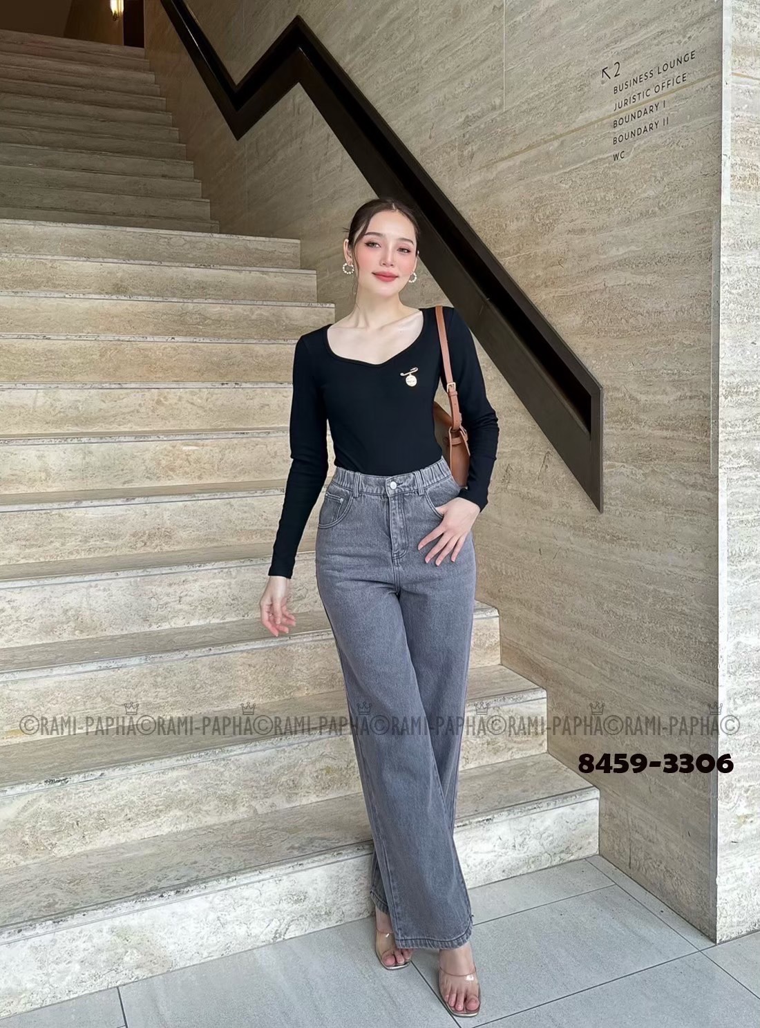 ชุดเซทแฟชั่น เสื้อ+ขายาว+เข็มกลัด Set.3ชิ้น เสื้อแขนยาวสีดำ เนื้อผ้าร่องยืดหยุ่นอย่างดีสวมใส่สบาย