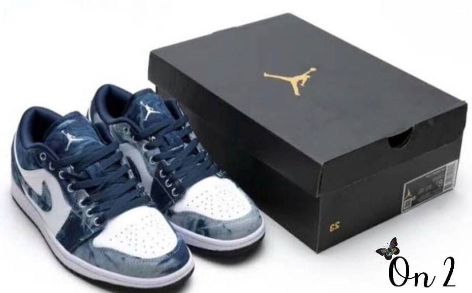 รองเท้าผ้าใบวิ่ง nike basketball shoes ปั้มแบรนด์เหมือนแท้เป๊ะ ใส่สลับกับงานแท้ได้ค่ะ รุ่นนี้เป็นผ้าทอสวมใส่สบายระบายอากาศได้ดี พื้นยางกันลื่น สำหรับใส่เดิน ใส่วิ่ง ใส่ออกกำลังกาย ได้ คะ