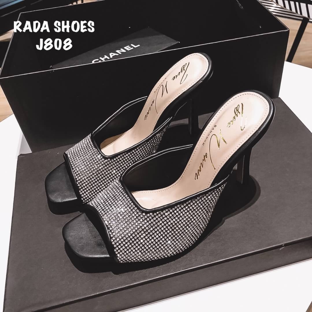 2020 New Shoes ... รองเท้าส้นเข็มวิบวับ พร้อมส่งรองเท้า ... รองเท้าส้นเข็มวิบวับ หน้าเพชร ใส่เซ็กซี่สุดๆ งานส้นเข็มสูง 2 นิ้ว เก็บทรงเท้า ชอบสั่งเลย มาไม่เยอะจ้า