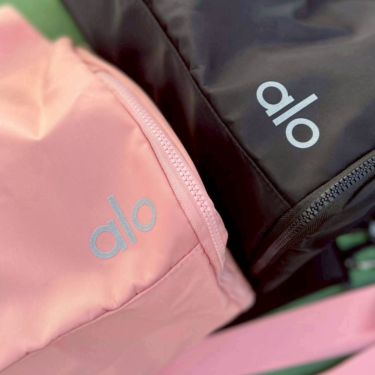 Alo Sport Bag กระเป๋าเดินทาง น้ำหนักเบา สายออกกำลังกายหรือเดินทางแนะนำเลยค่าา มีช่องใส่ของของ ใส่รองเท้าได้ เกร๋สุดๆ
