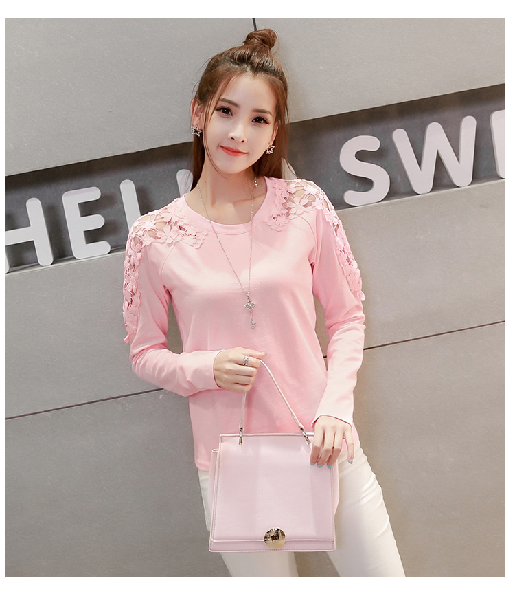 เสื้อแฟชั่นสัผ้าตัดต่อลูกไม้ที่ไหล่ สีชมพู